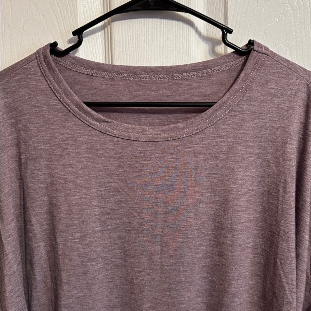 Loose-fitting Tee - Picture 2 of 5